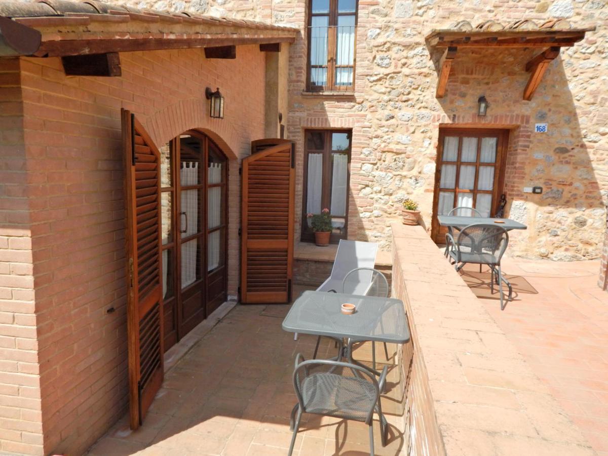 Fullino Nero Rta - Residenza Turistico Alberghiera Siena Bagian luar foto