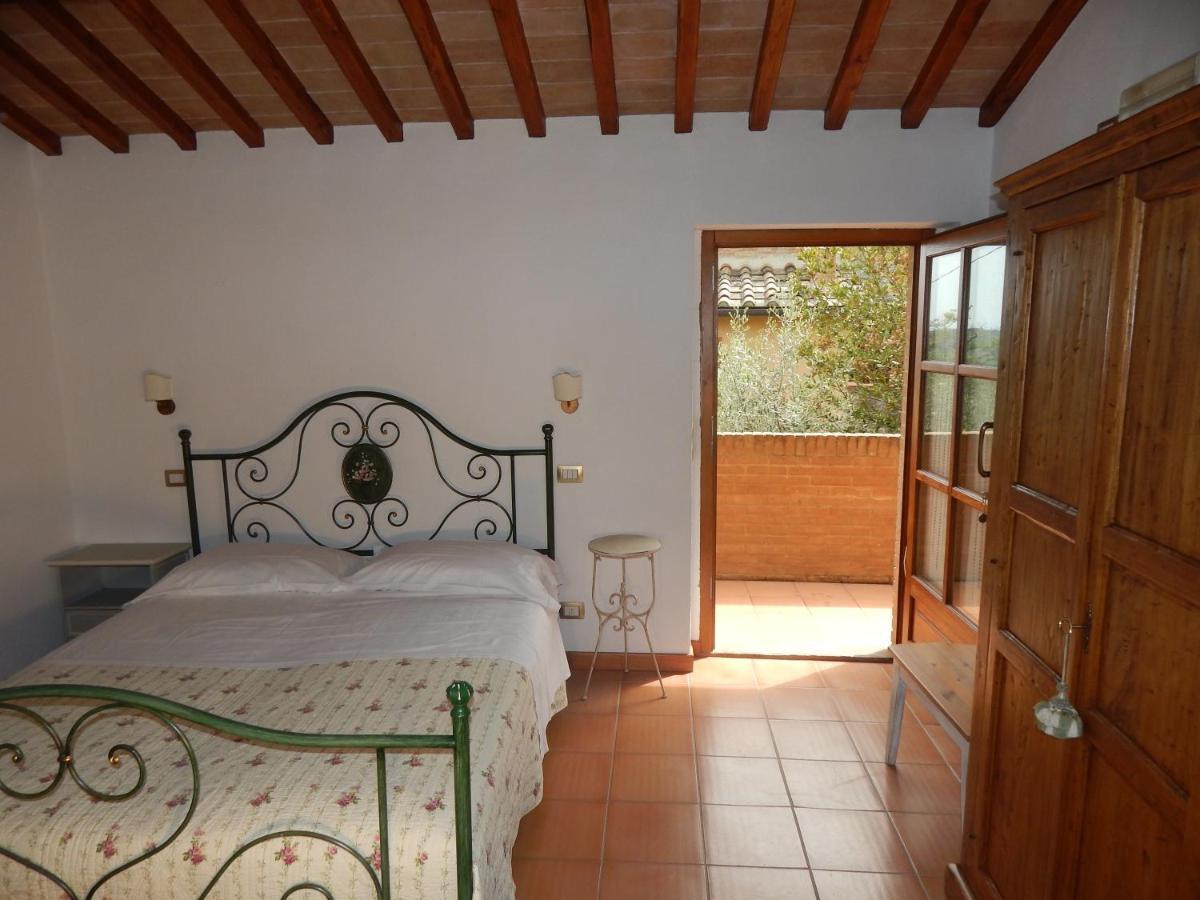Fullino Nero Rta - Residenza Turistico Alberghiera Siena Bagian luar foto