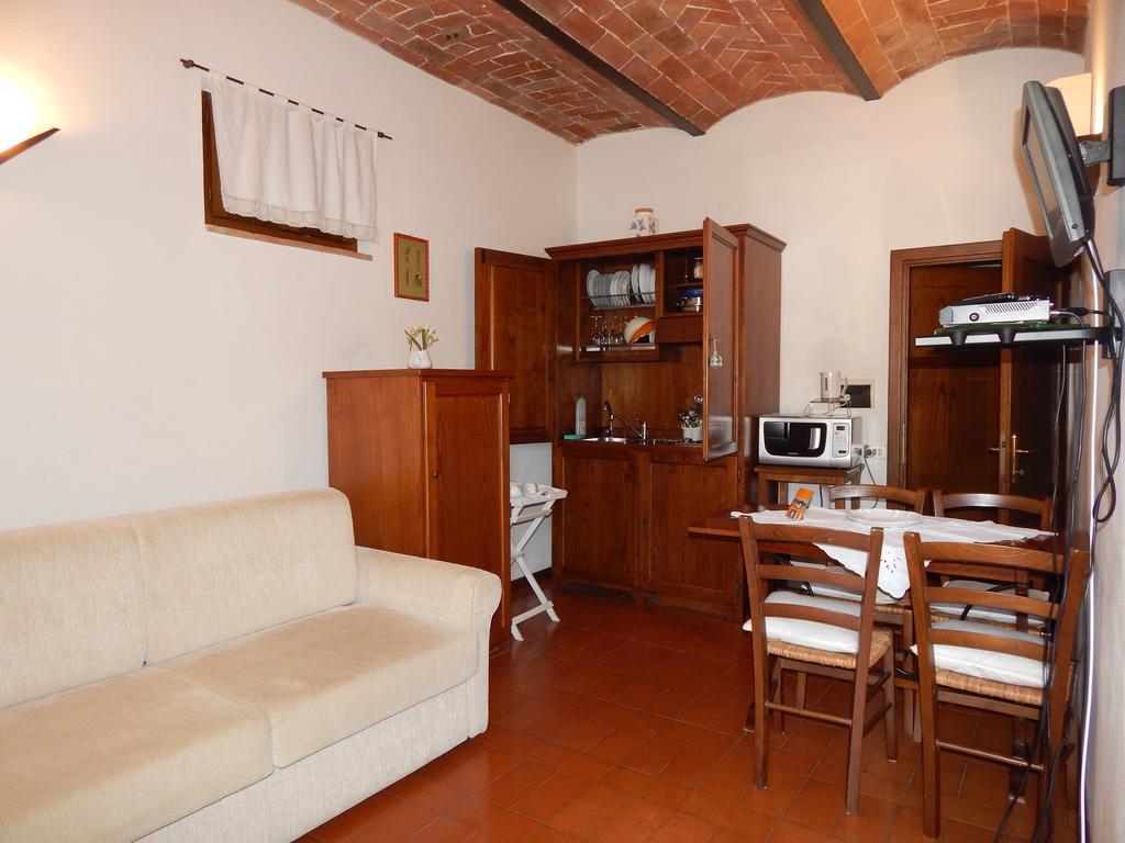 Fullino Nero Rta - Residenza Turistico Alberghiera Siena Bagian luar foto