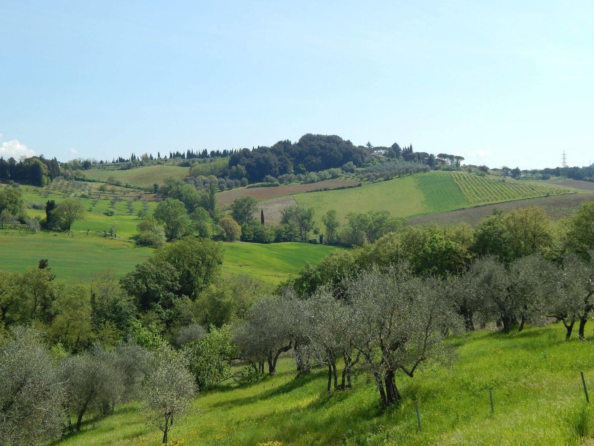 Fullino Nero Rta - Residenza Turistico Alberghiera Siena Bagian luar foto