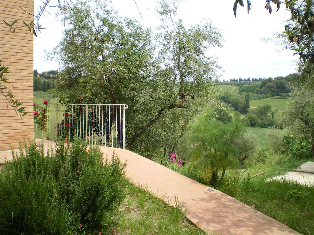 Fullino Nero Rta - Residenza Turistico Alberghiera Siena Bagian luar foto